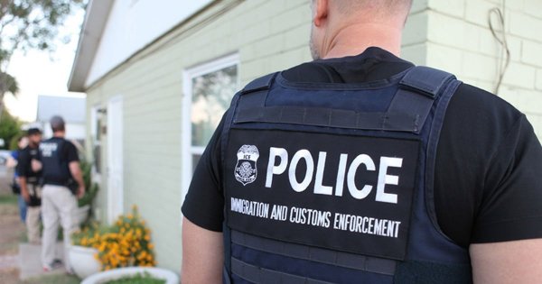 U.S. Immigration Agency Awards Facial Recognition Firm $224K Deal
